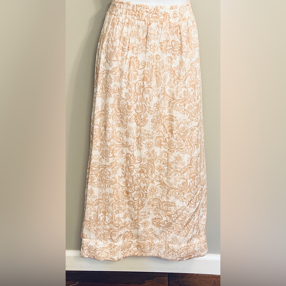 LOFT NWT Cream and Brown Floral Skirt, size S